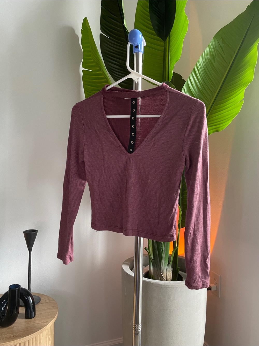 Better Be Mauve Long Sleeve V-Neck Top with Black Button-Trim